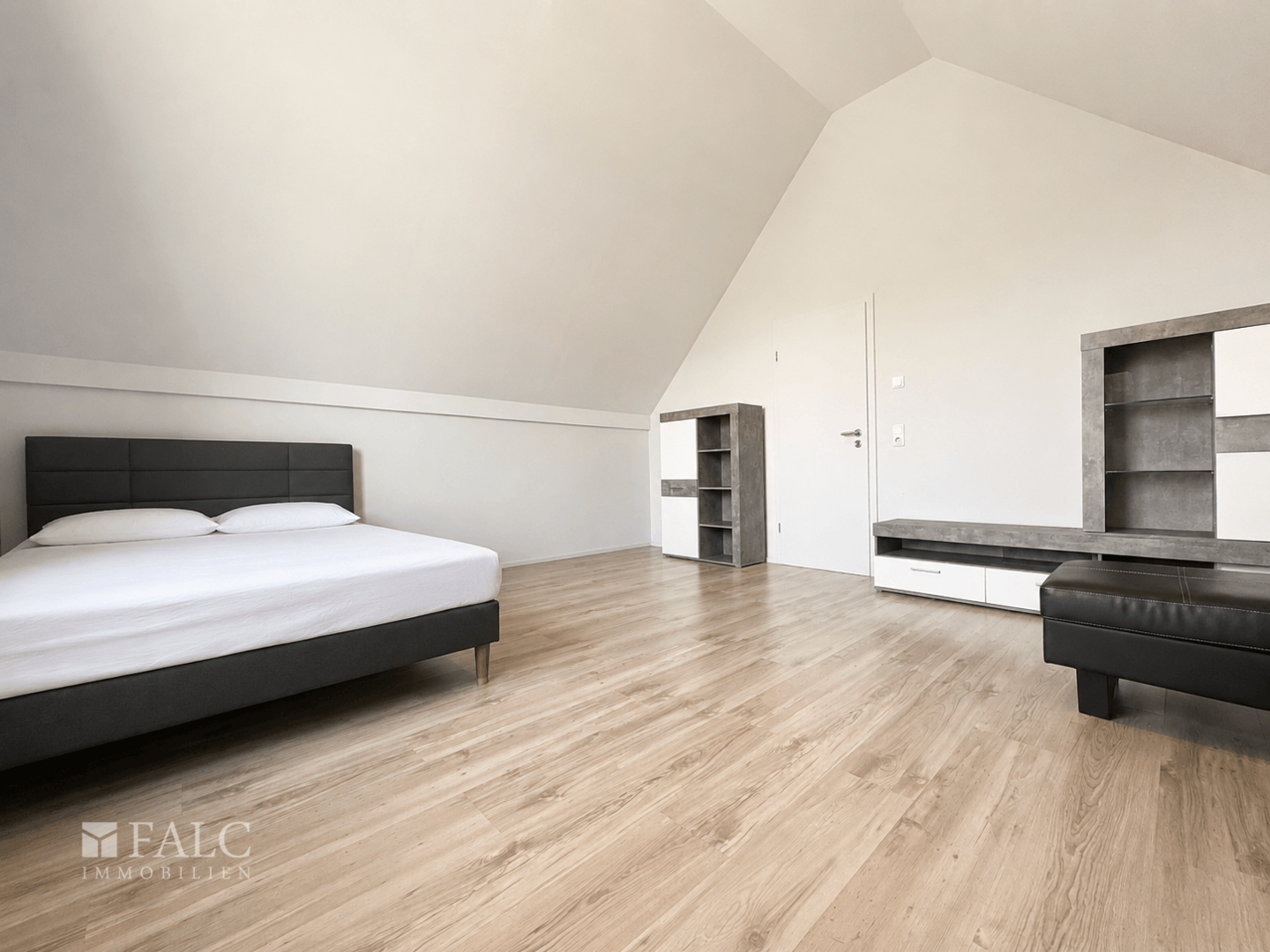 DG Schlafzimmer
