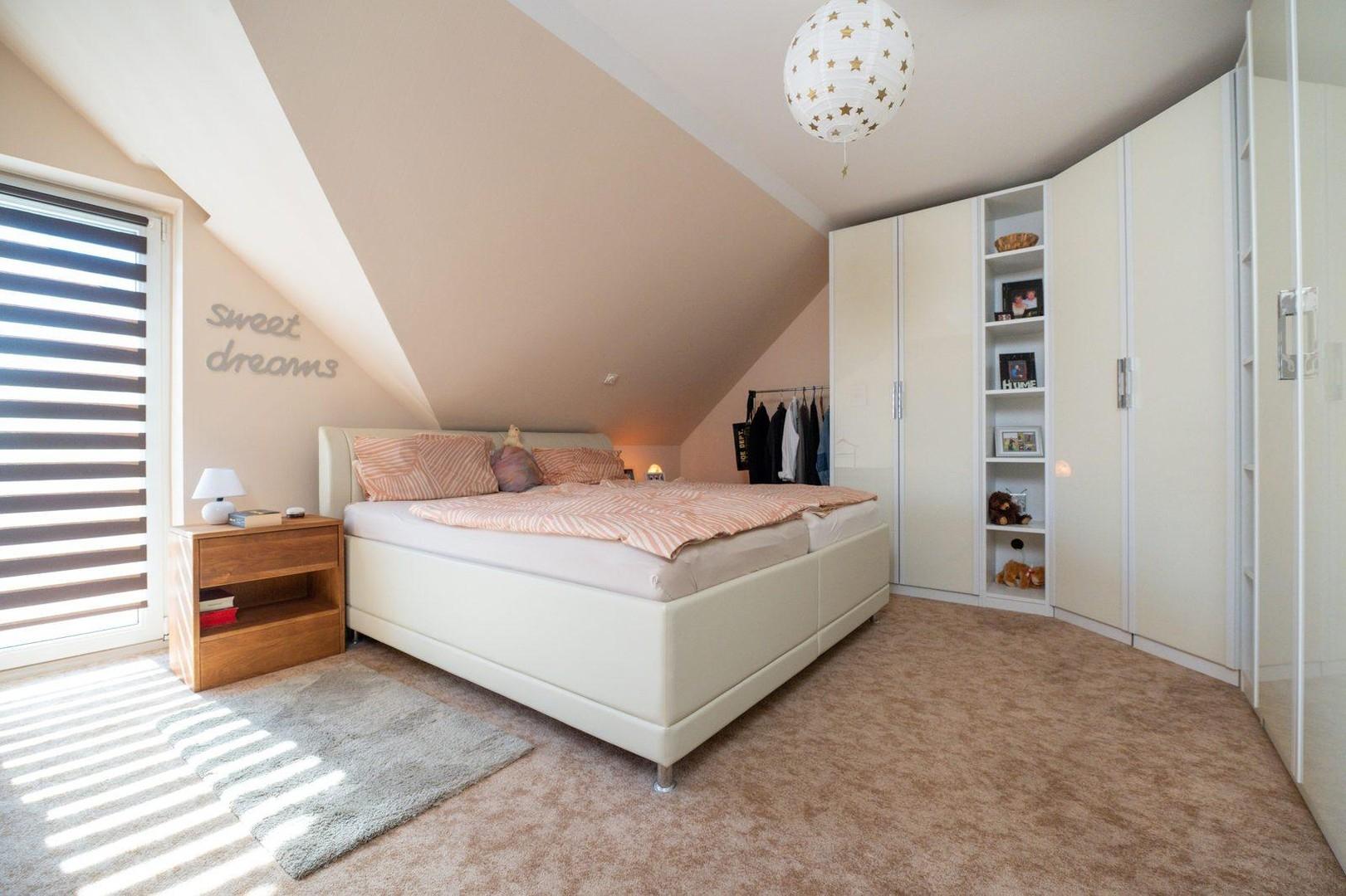 Schlafzimmer 