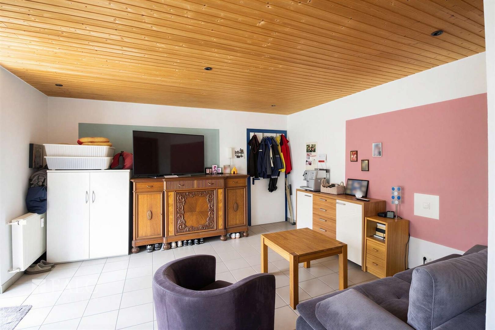 Blick Richtung Ausgang – falls die Pizza schon da ist.