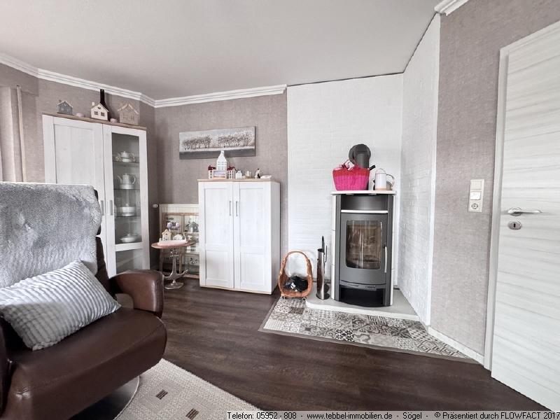Wohn- und Esszimmer - Bild III