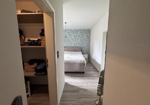 Elternschlafzimmer mit Ankleidezimmer - Bild II