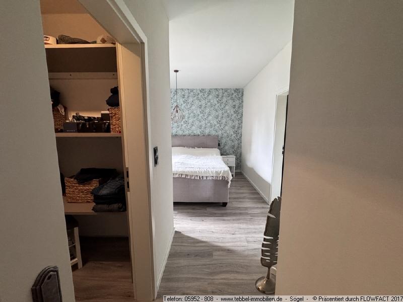 Elternschlafzimmer mit Ankleidezimmer - Bild II