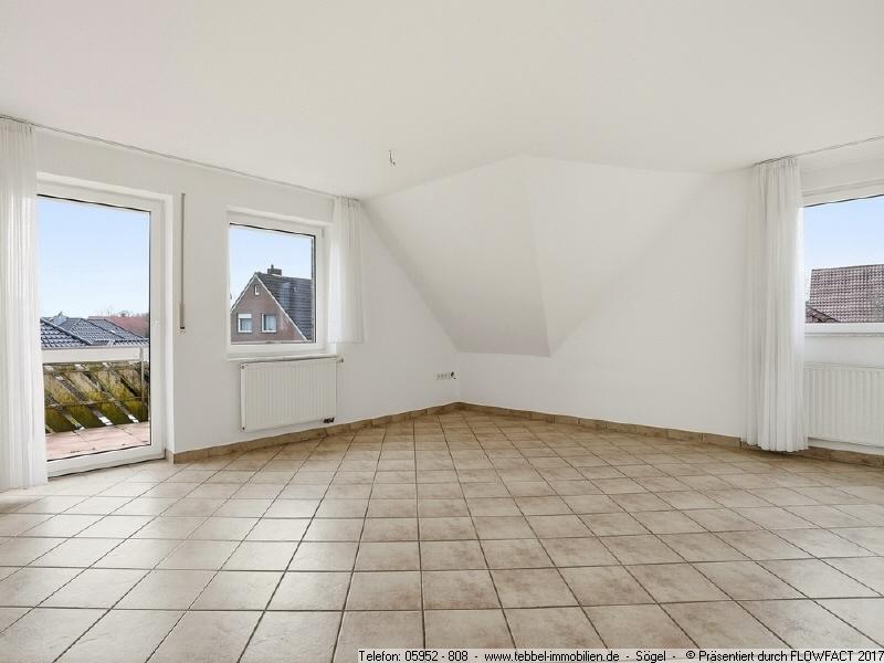 Wohnzimmer - Schlafzimmer - im DG