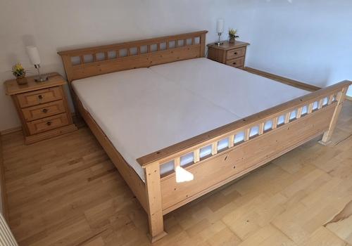 Schlafzimmer Eltern