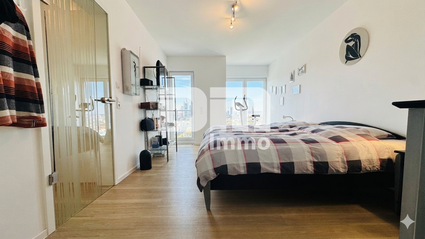 Master Schlafzimmer 1 / 2x Zugang Balkon Terrasse