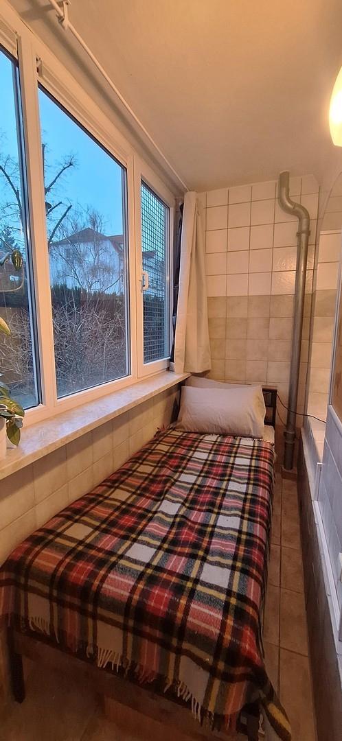 2. Zimmer mit Loggia 