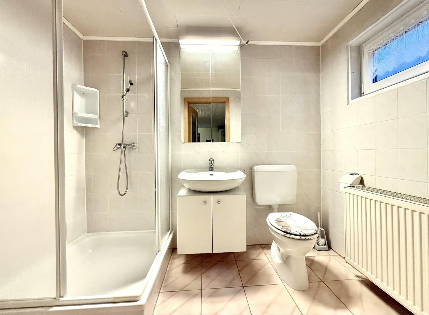KG 3. Badezimmer+Sportraum