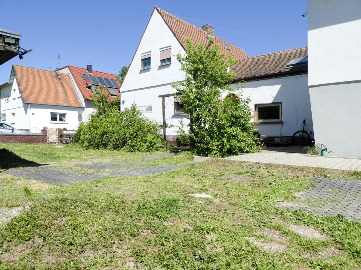 Vorderes Gebäude