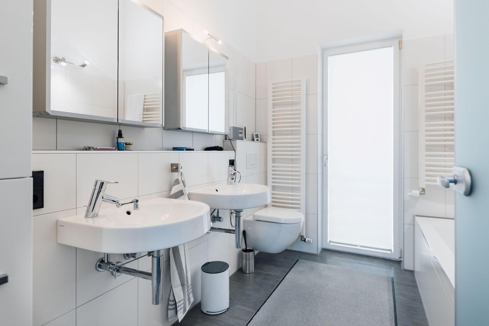 Badezimmer EG