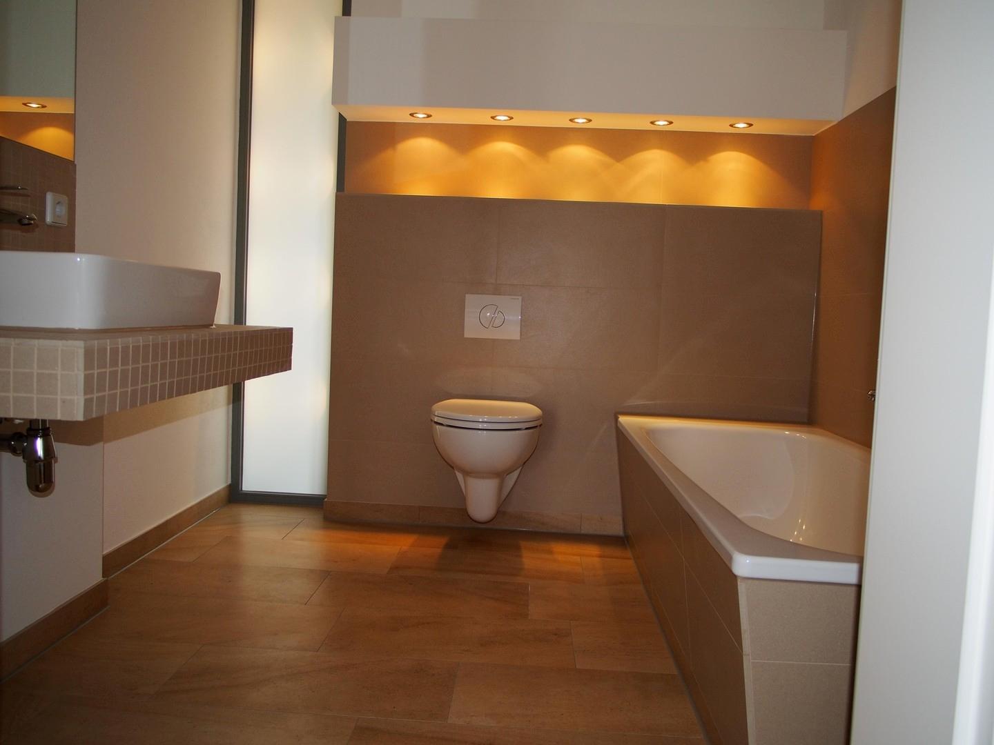 zum Verweilen eine Badewanne