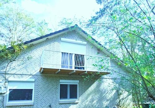 Haupthaus Seite zum Teich