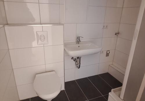 Bad mit Dusche