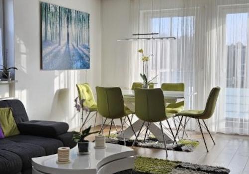 26 Wohnzimmer