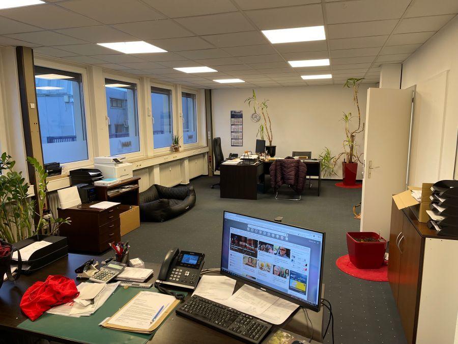 Büro 3