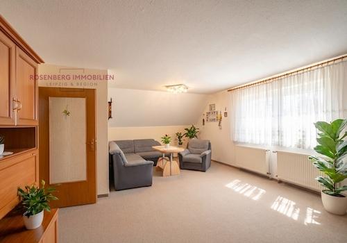 0e10cf27-wohnzimmer-dachgeschos-wohnzimmer-staging-in-pegau-pegau
