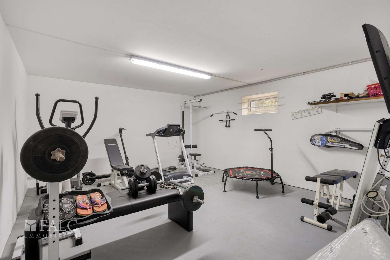 Fitnessraum UG
