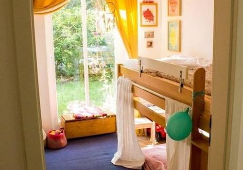 Kinder- bzw. Arbeitszimmer
