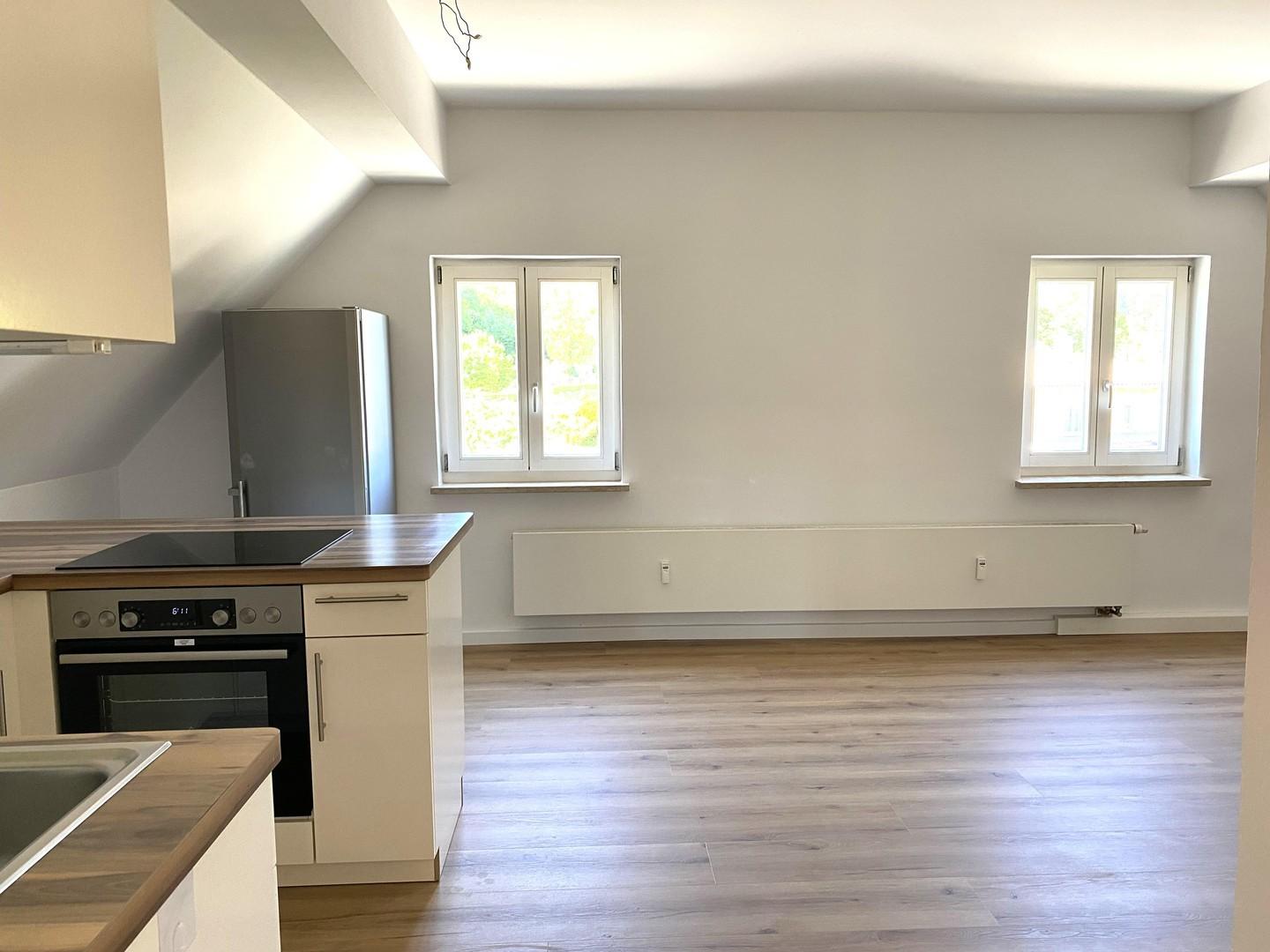 Blick vom Flur in die Küche