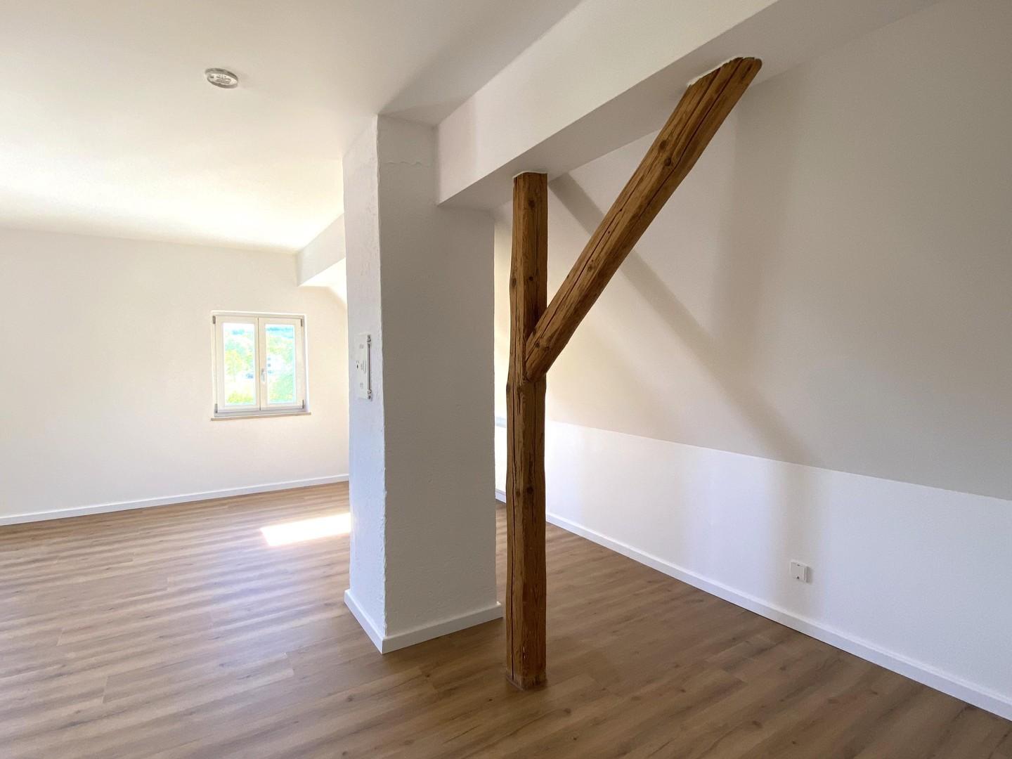 Wohnzimmer re Seite