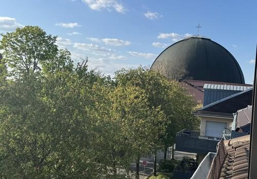 Blick auf Runde Kirche