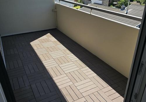 Balkon - Neue WPC-Fliesen