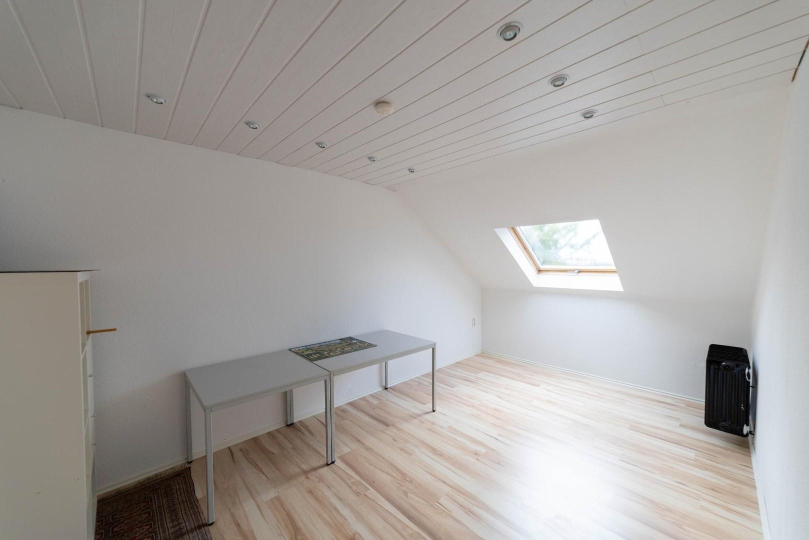 Wohnraum 2 DG