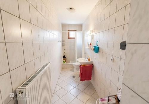Badezimmer Haus 1