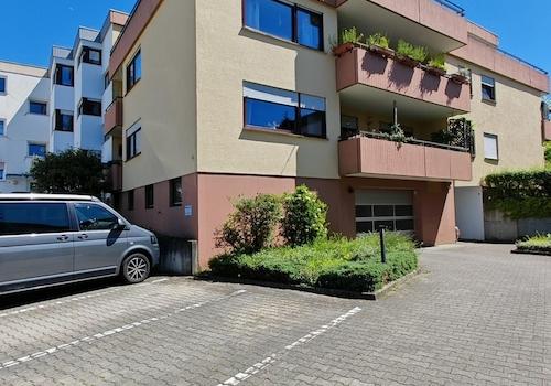 Außenparkplatz