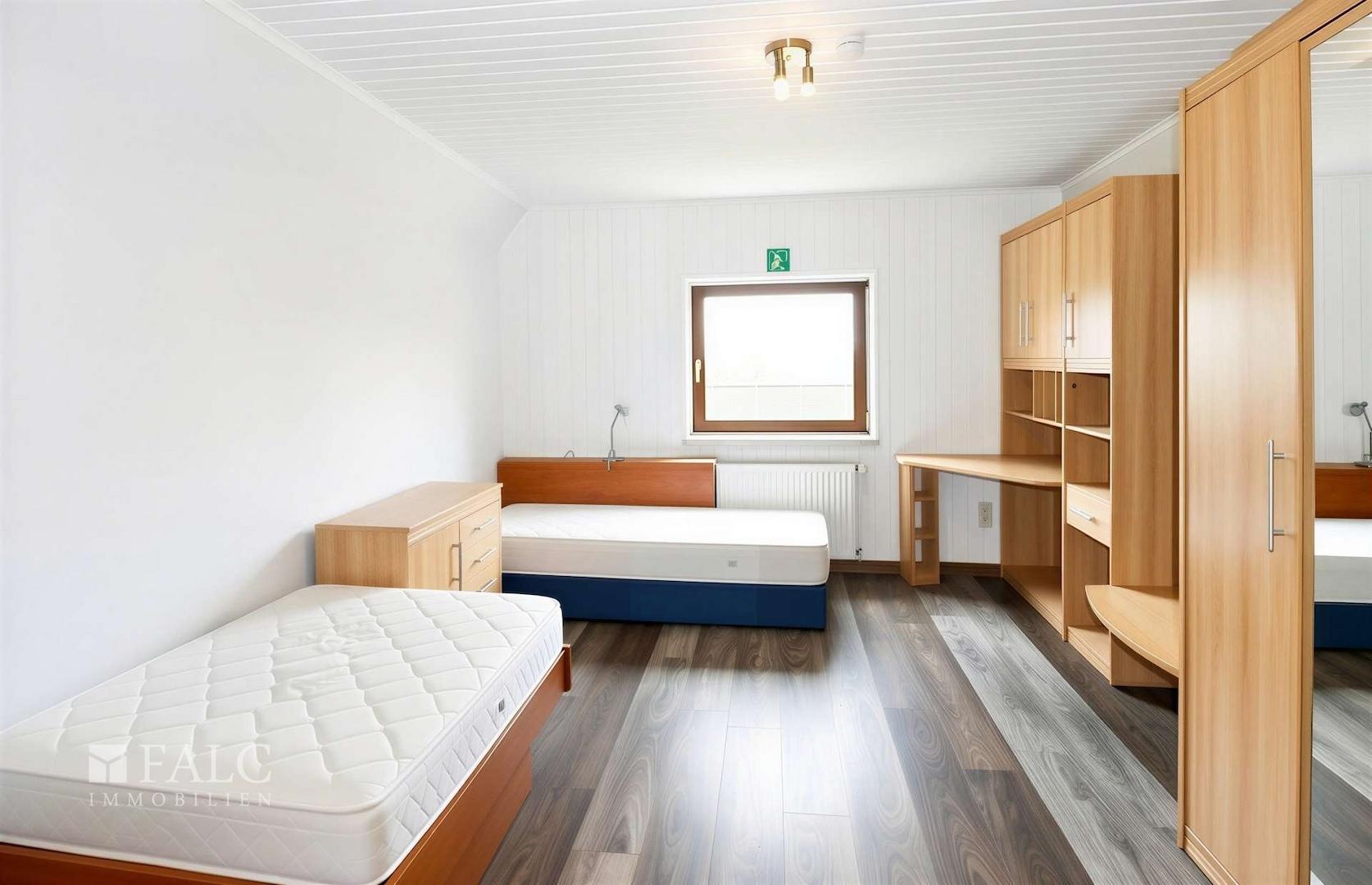 Schlafzimmer IX