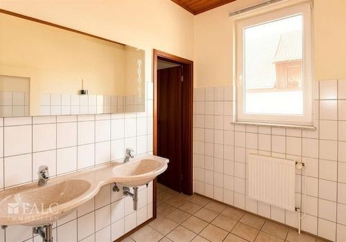 Badezimmer I
