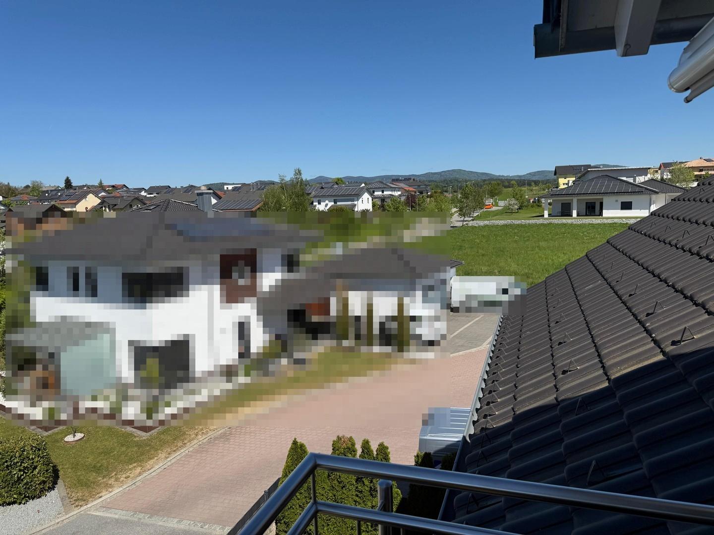 Fernblick Balkon Bay. Wald