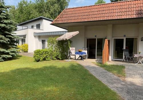 Terrasse/Eingang Nr. 45 und 46