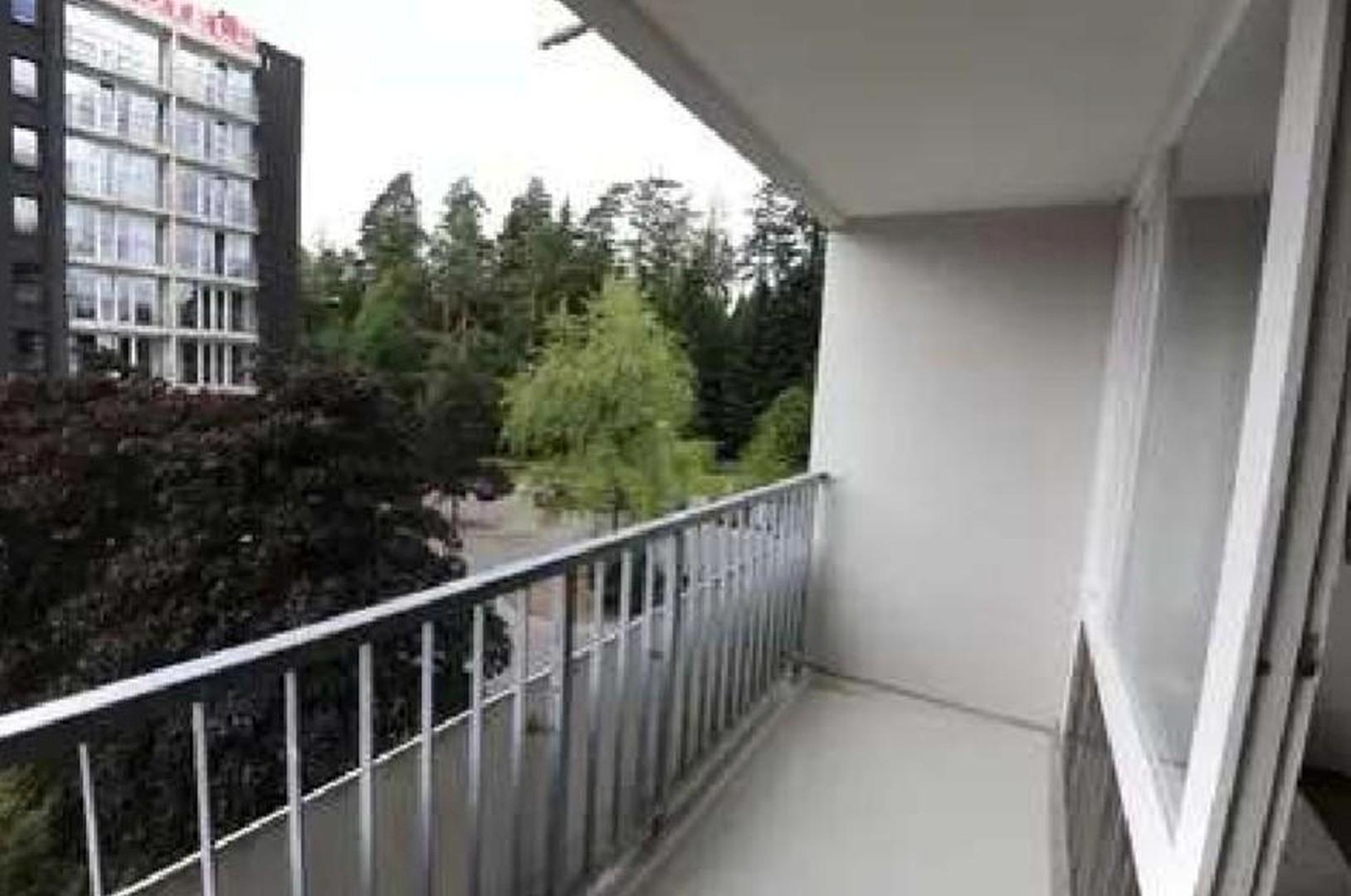 2 Balkone 