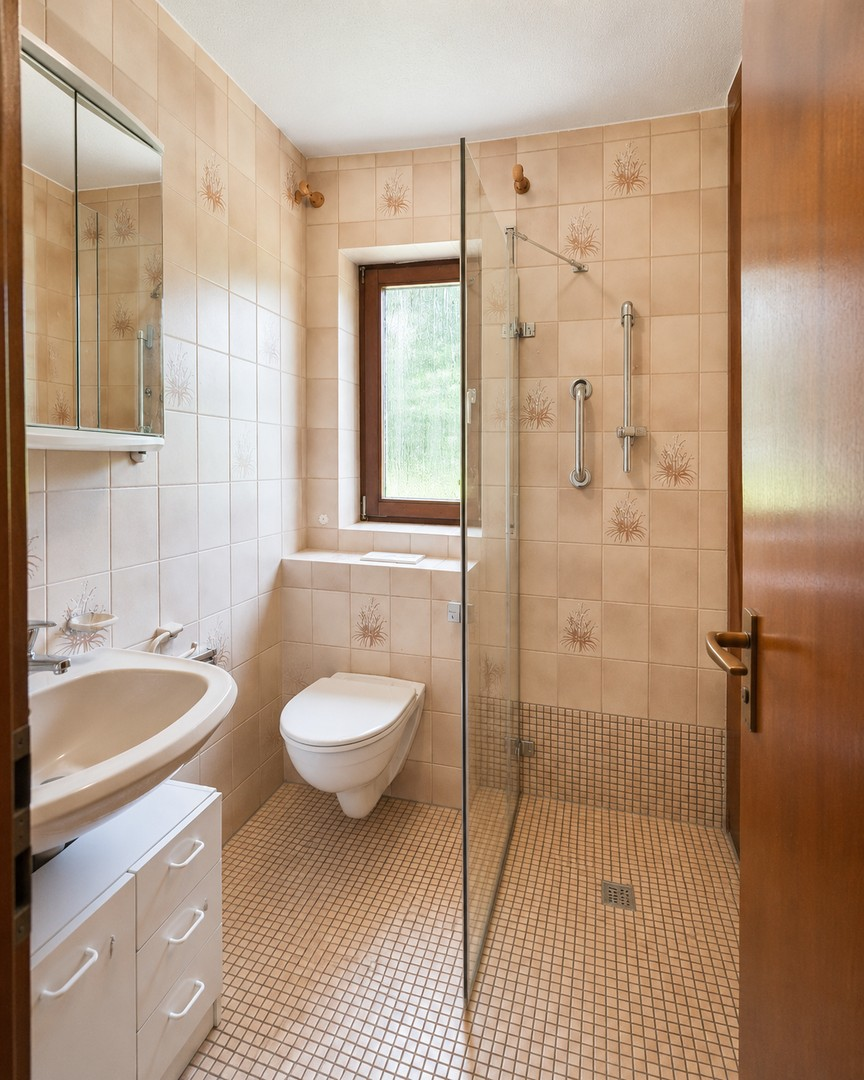 Duschbad EG