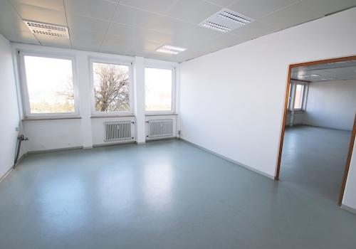 Büro- Praxisfläche