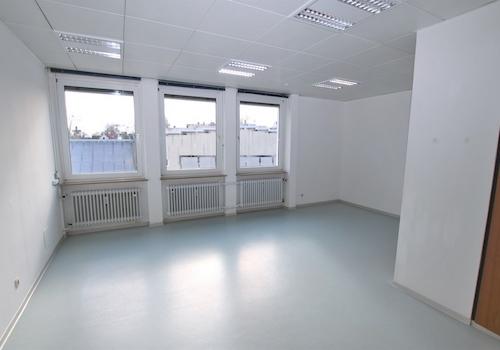 Büro- Praxisfläche