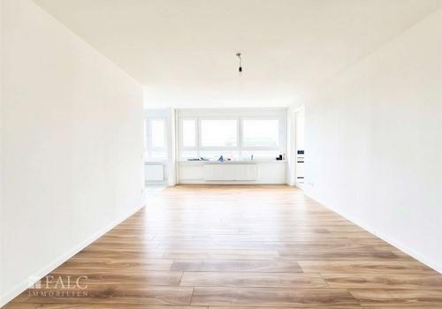 Wohnzimmer  Blick 1