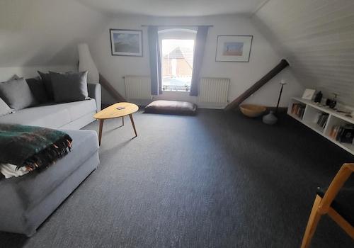 Zimmer Dachgeschoss Ost