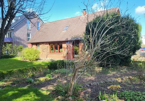 Südansicht vom Garten