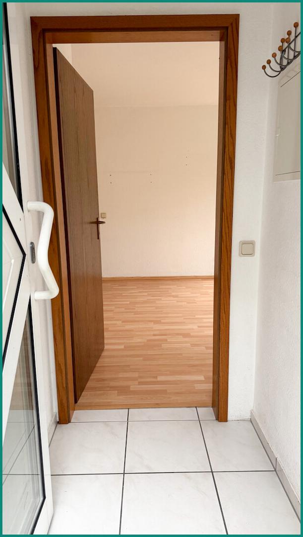 Diele zur Einliegerwohnung