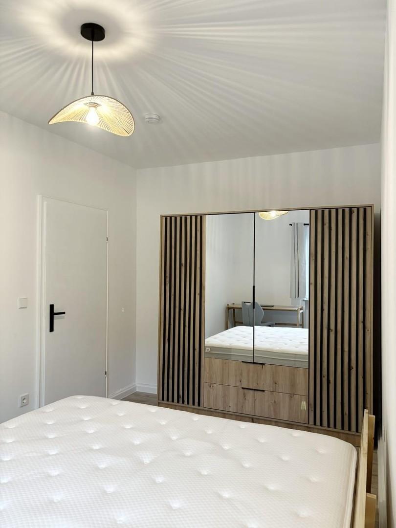 Kingsize bed
