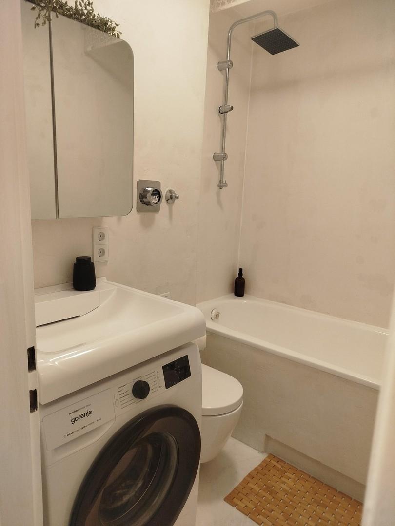 Washingmachine in bathroom