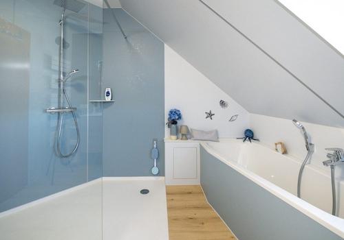 Dusche / Badewanne