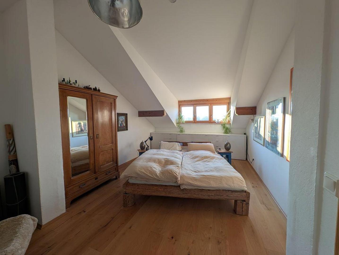 Schlafzimmer 3 OG