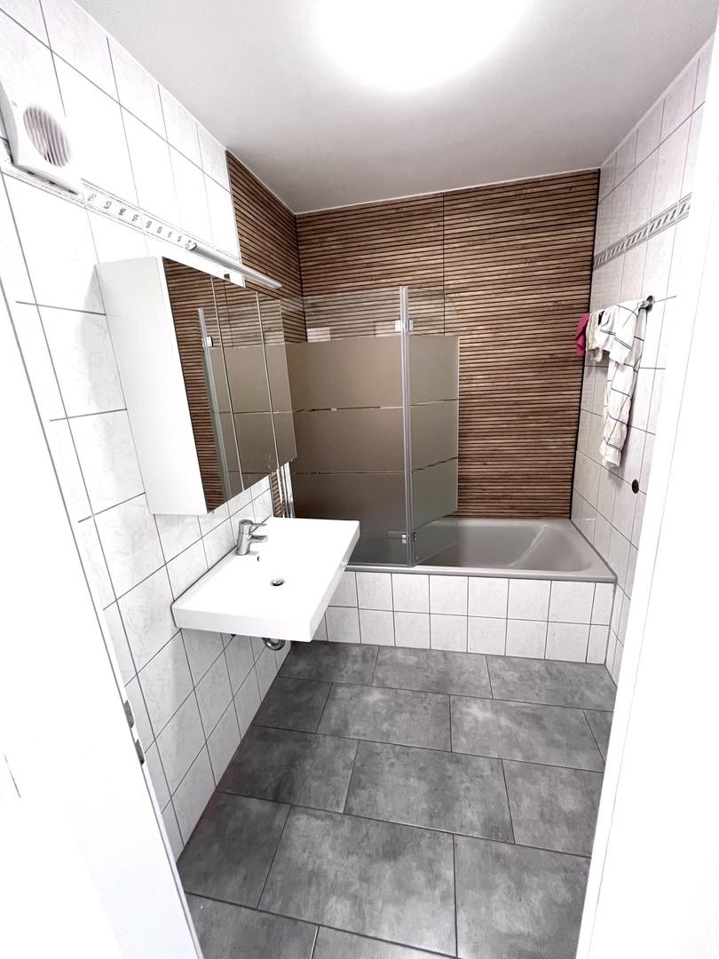 Bad mit Dusche