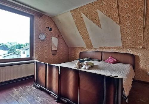 DG rechts, Schlafzimmer