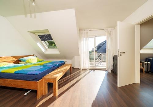 2.OG: Eltern Schlafzimmer