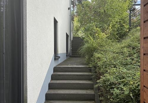 Aufgang in den Garten