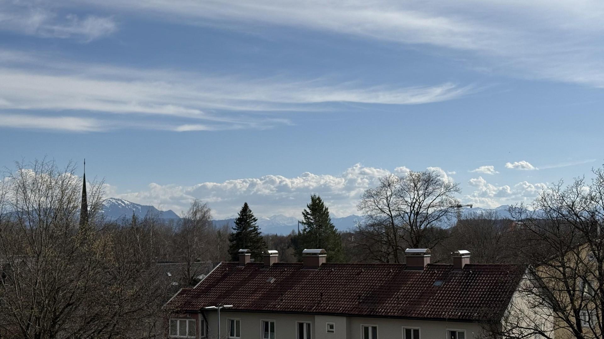 Blick auf Alpen