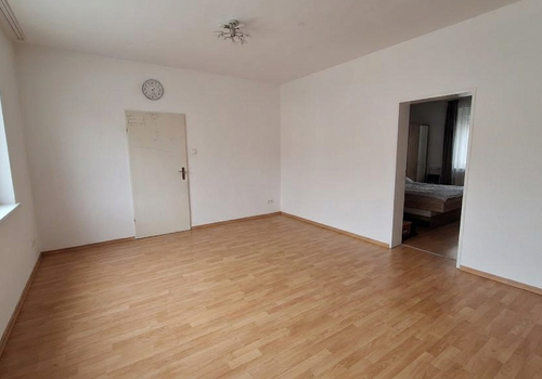 Wohnzimmer mit Küche